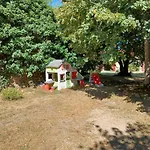 Domaine De Savignac Bed & Breakfast