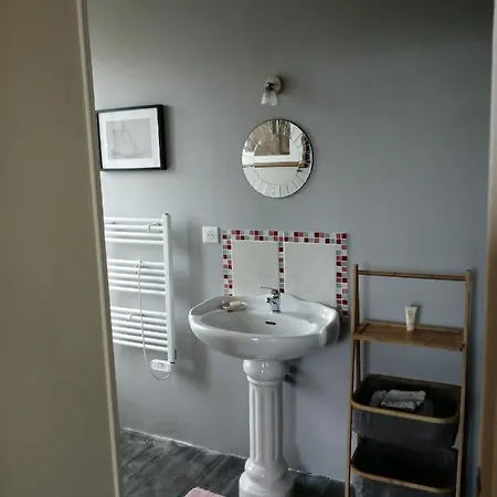 Bed & Breakfast Domaine De Savignac Chabanais