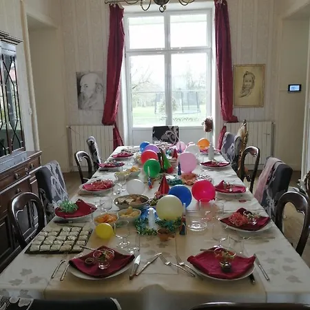 Bed & Breakfast Domaine De Savignac 4*