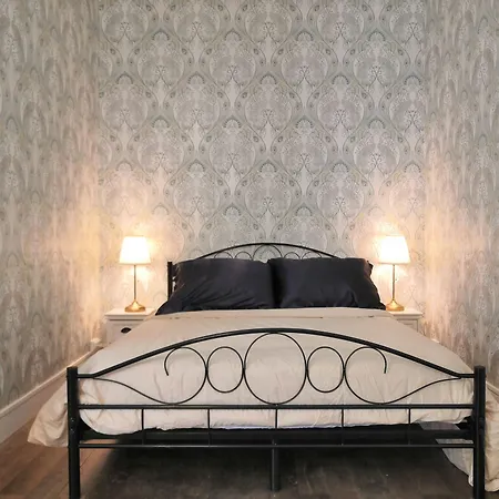 Bed & Breakfast Domaine De Savignac