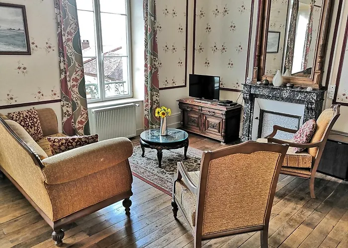 Domaine De Savignac Couette-café 4*